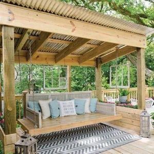 Meet your Posher, Becky